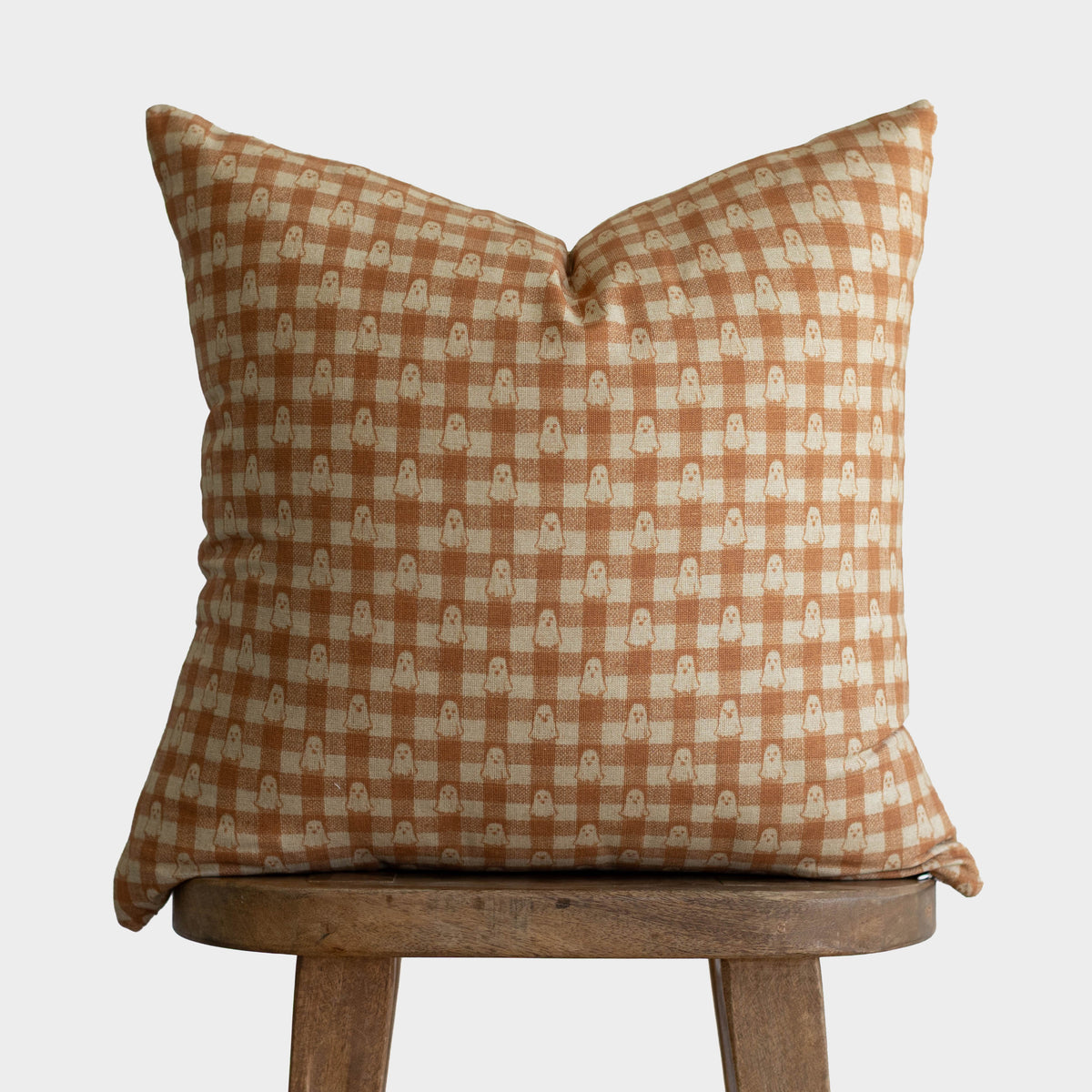 hobo / ARMY CLOTH  PATCHWORK CUSHION /BG hobo Patchwork Cushion - Small Olive | END. (AR)