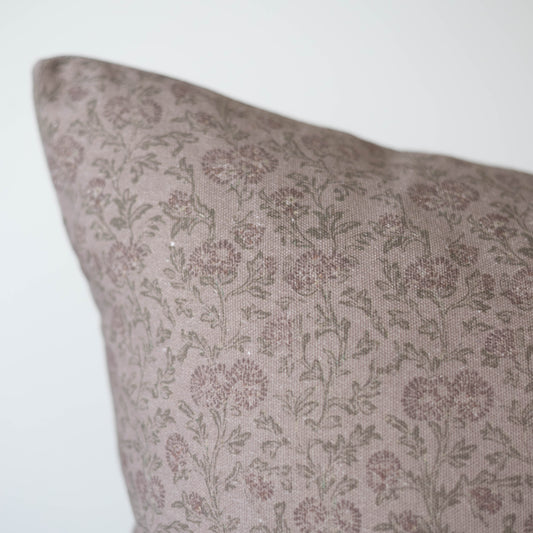 Leighton in Mauve - 18" | 22" | 26" | 12x20" | 12x40"