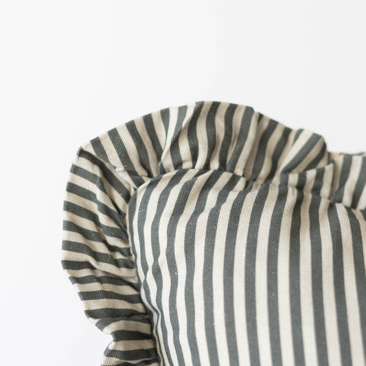 Willow Ruffle - 18" | 22" | 26" | 12x20" | 12x40"