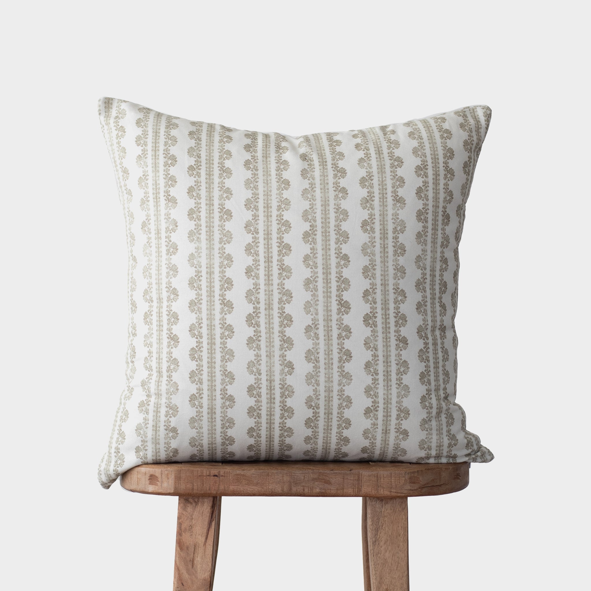 arlo18_0ac6e450-61d9-4a73-bc23