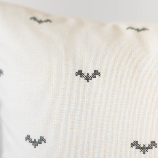 Batstitch - 18" | 20" | 22" | 12x20"