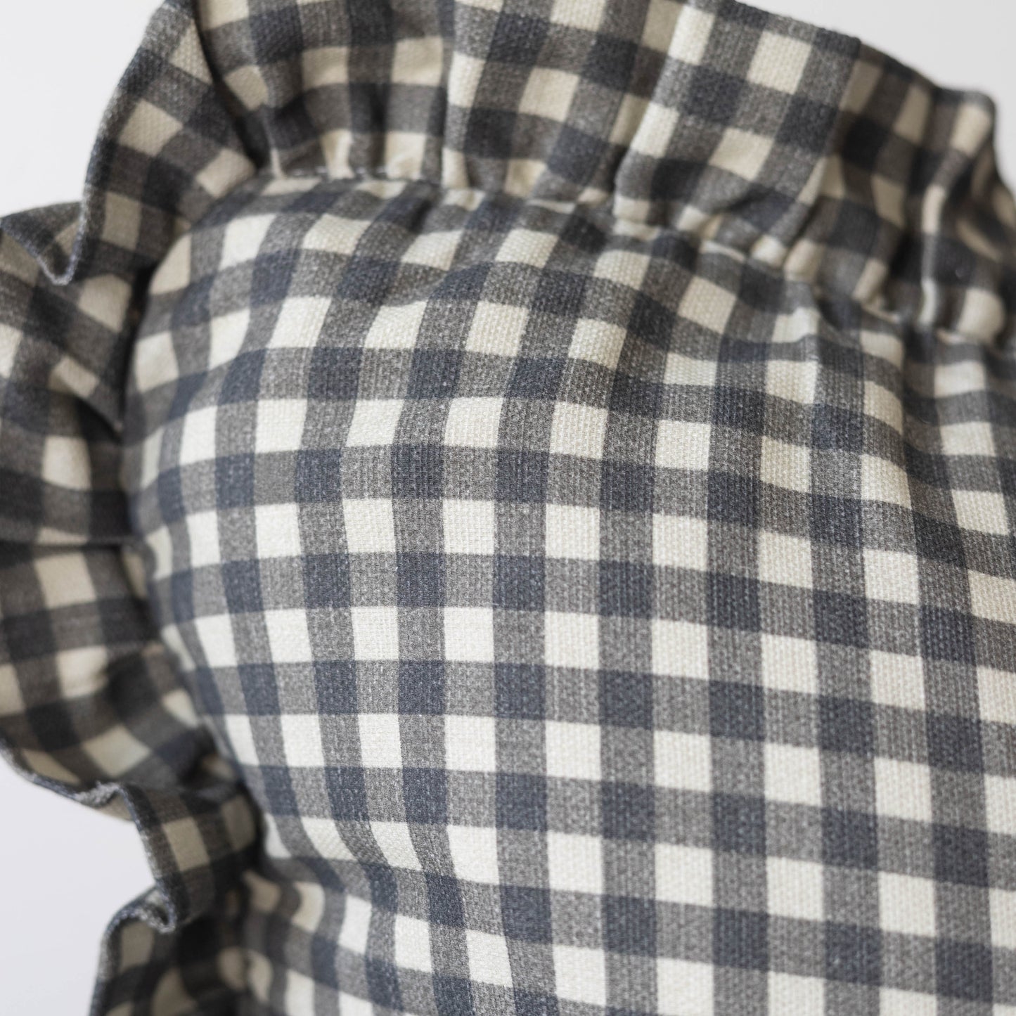 Midnight Gingham Ruffle - 18" | 20" | 22" | 12x20"