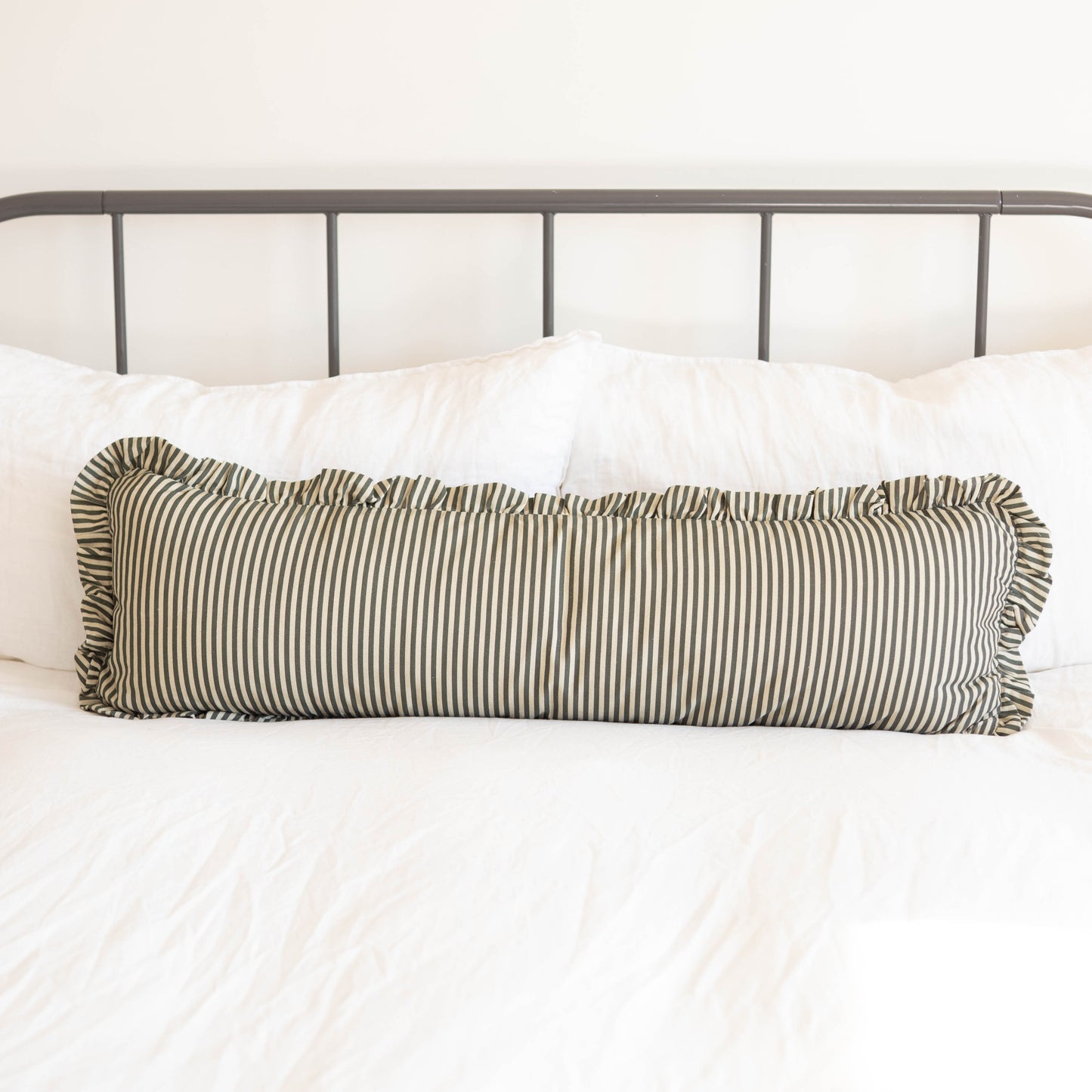 Willow Ruffle - 18" | 22" | 26" | 12x20" | 12x40"