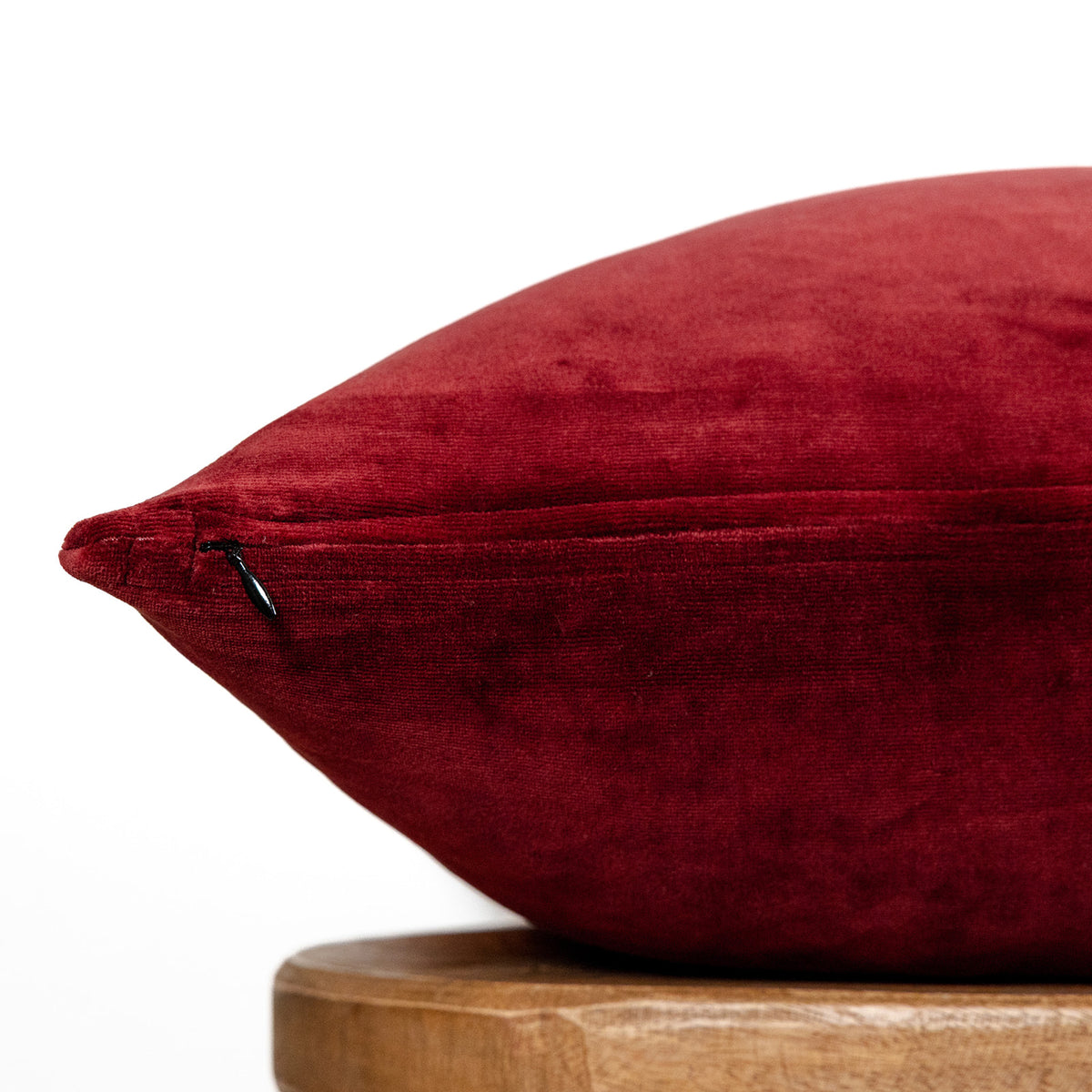 Oxblood Velvet - 18" | 22"