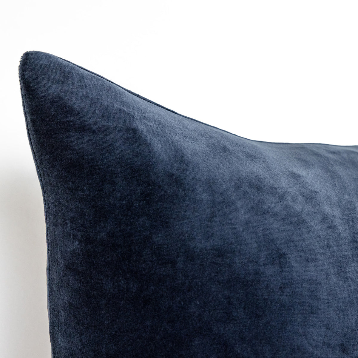 Midnight Navy Velvet - 18" | 22"